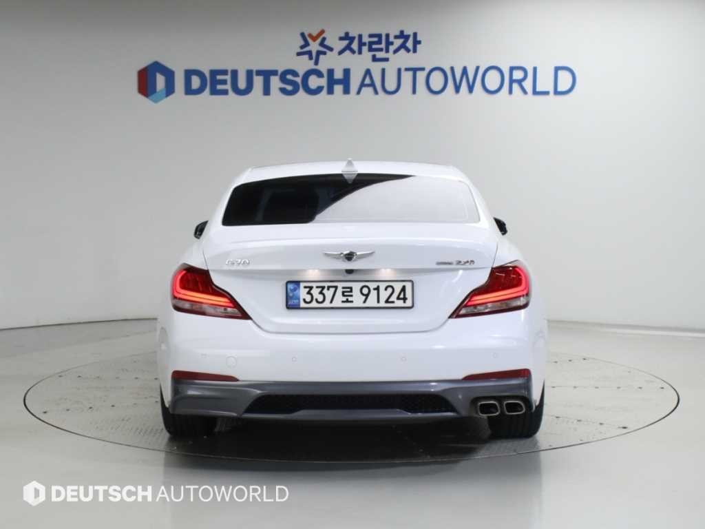 제네시스 G70 2.2D AWD 슈프림 이미지 4