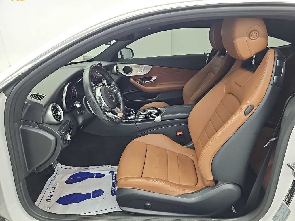 벤츠 C 클래스 C클래스 W205 C220 d 4MATIC 쿠페 이미지 11