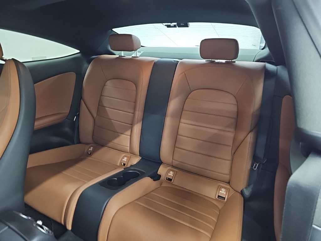 벤츠 C 클래스 C클래스 W205 C220 d 4MATIC 쿠페 이미지 12