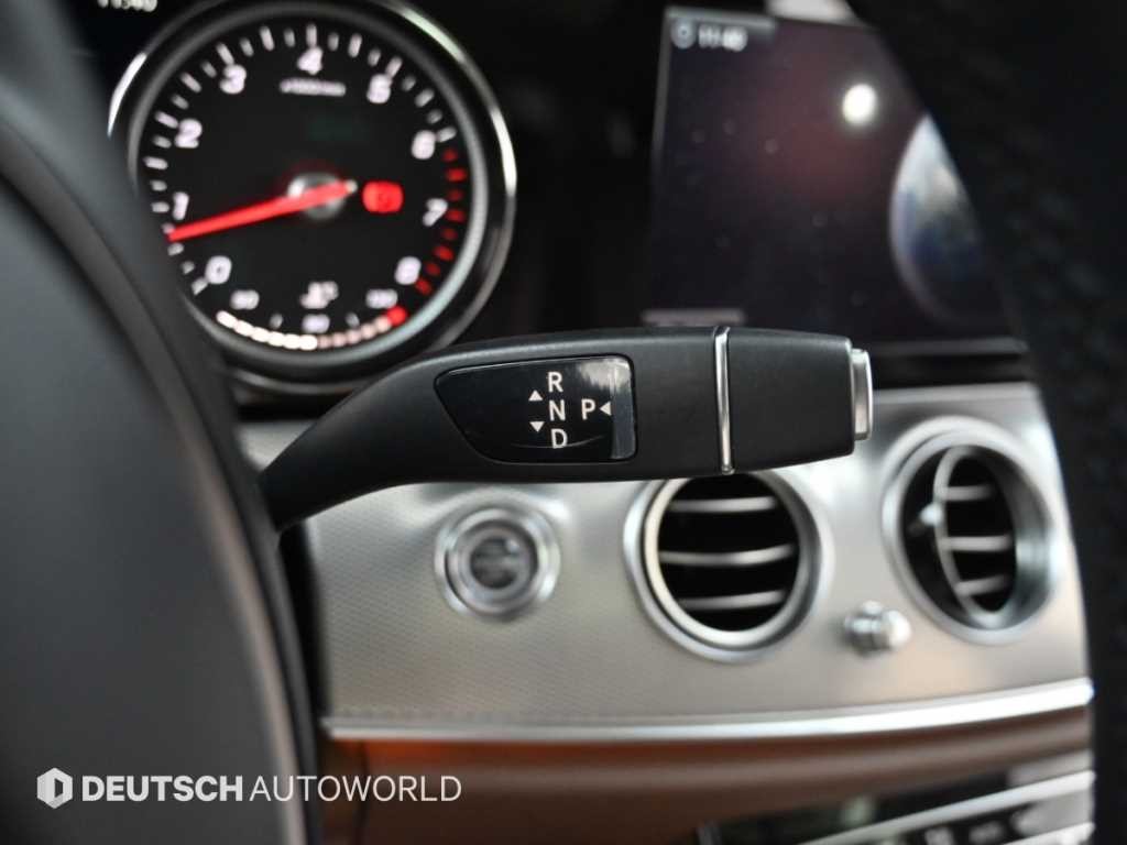 벤츠 E 클래스 E-클래스 W213 E200 아방가르드 이미지 9