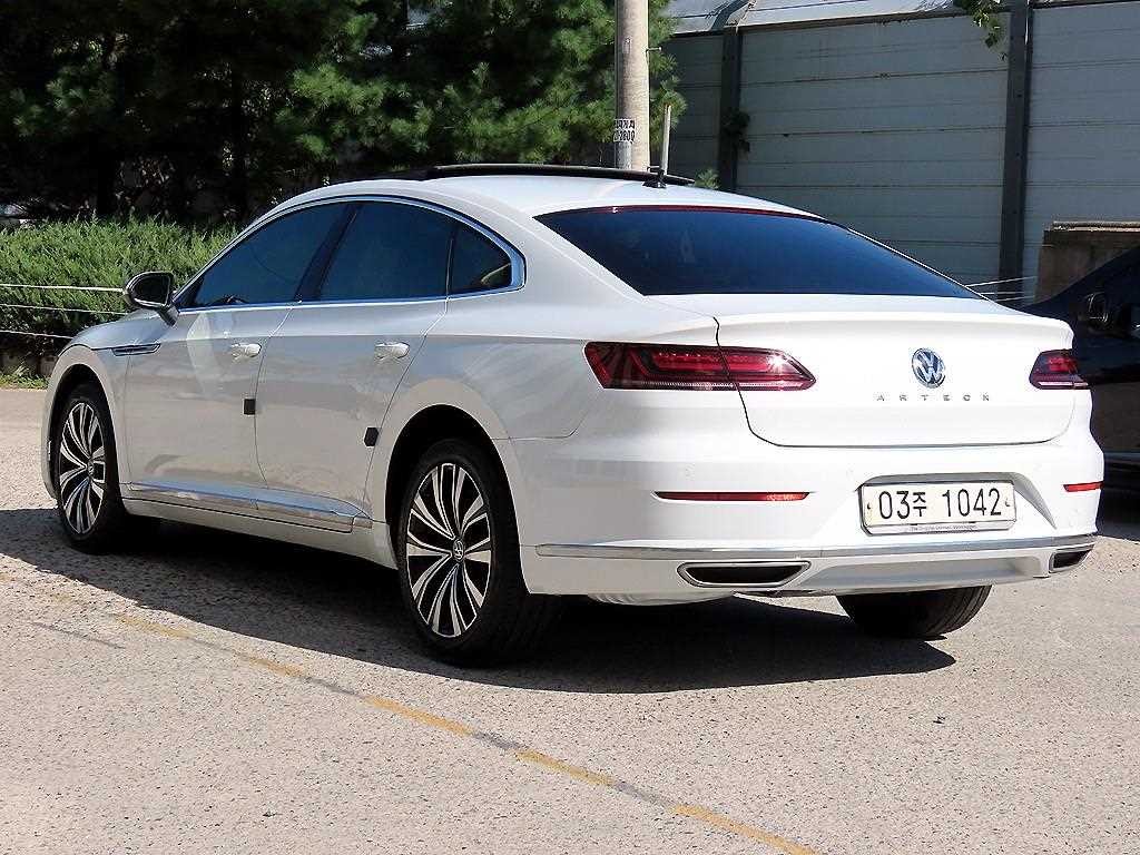 폭스바겐 아테온 2.0 TDI 엘레강스 프레스티지 이미지 3