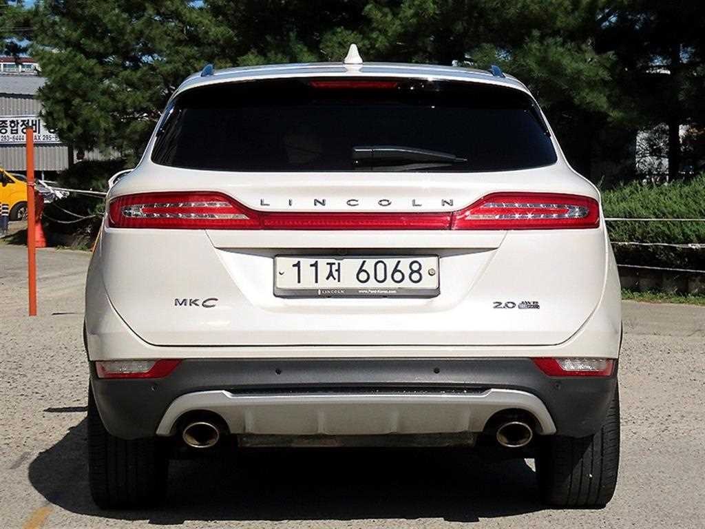 링컨 MKC 2.0 AWD 리저브 이미지 4