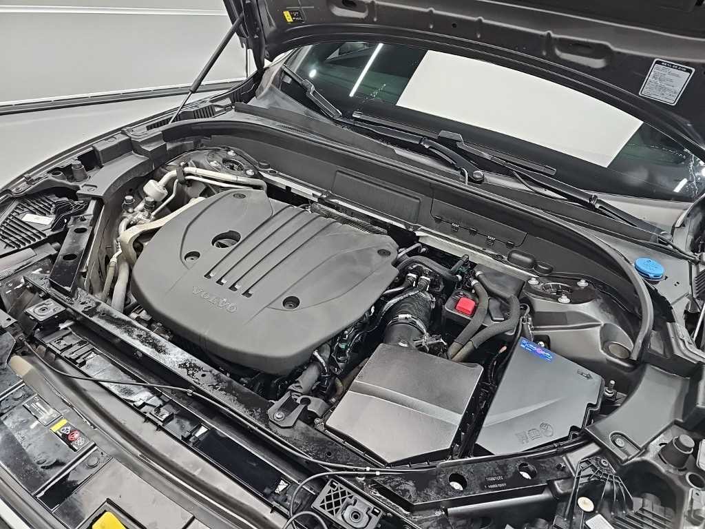 볼보 XC60 XC60(2세대) B6 AWD 얼티메이트 브라이트 이미지 5