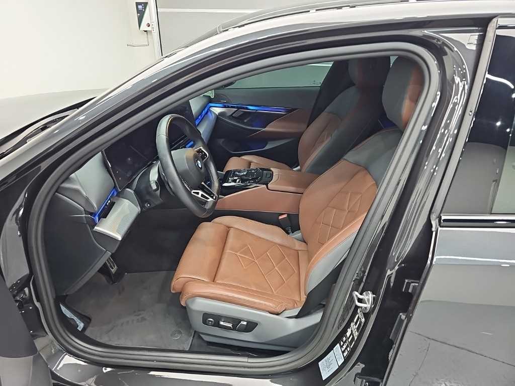BMW 5시리즈 5시리즈 (G60) 530i xDrive M 스포츠 이미지 11