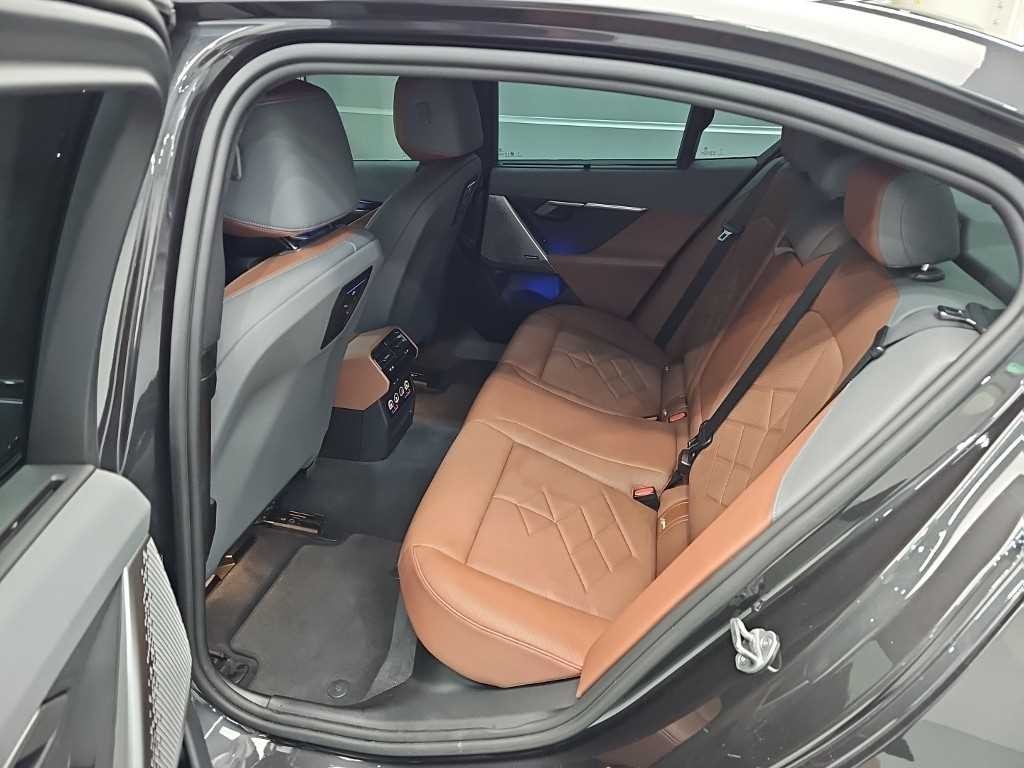 BMW 5시리즈 5시리즈 (G60) 530i xDrive M 스포츠 이미지 12