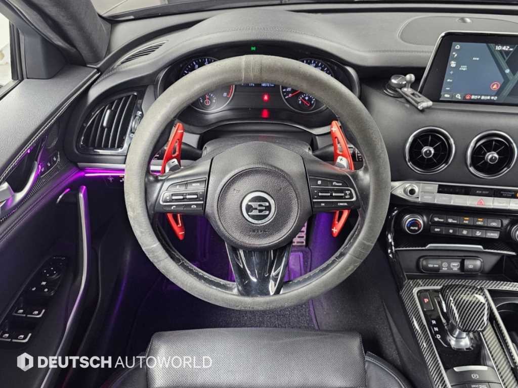 기아 스팅어 가솔린 2.0 터보 2WD 플래티넘 이미지 13