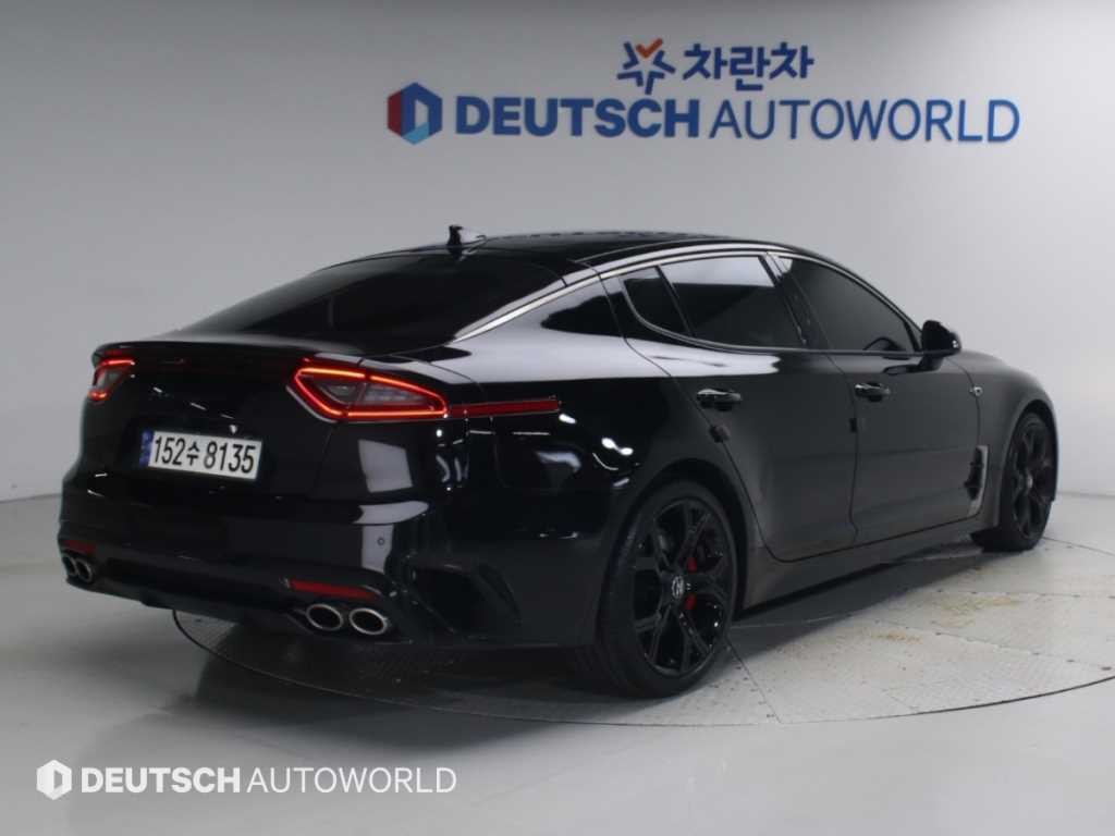기아 스팅어 가솔린 2.0 터보 2WD 플래티넘 이미지 2