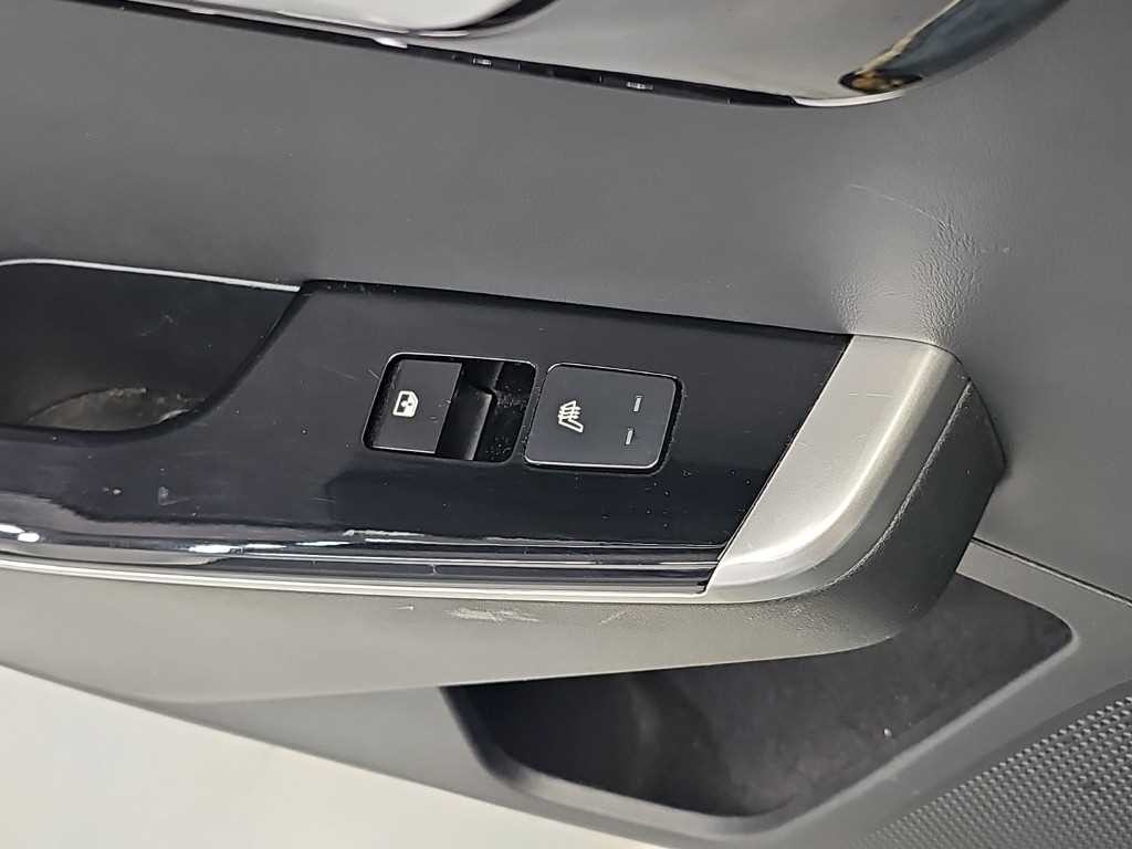 기아 EV6 롱레인지 AWD 어스 이미지 14