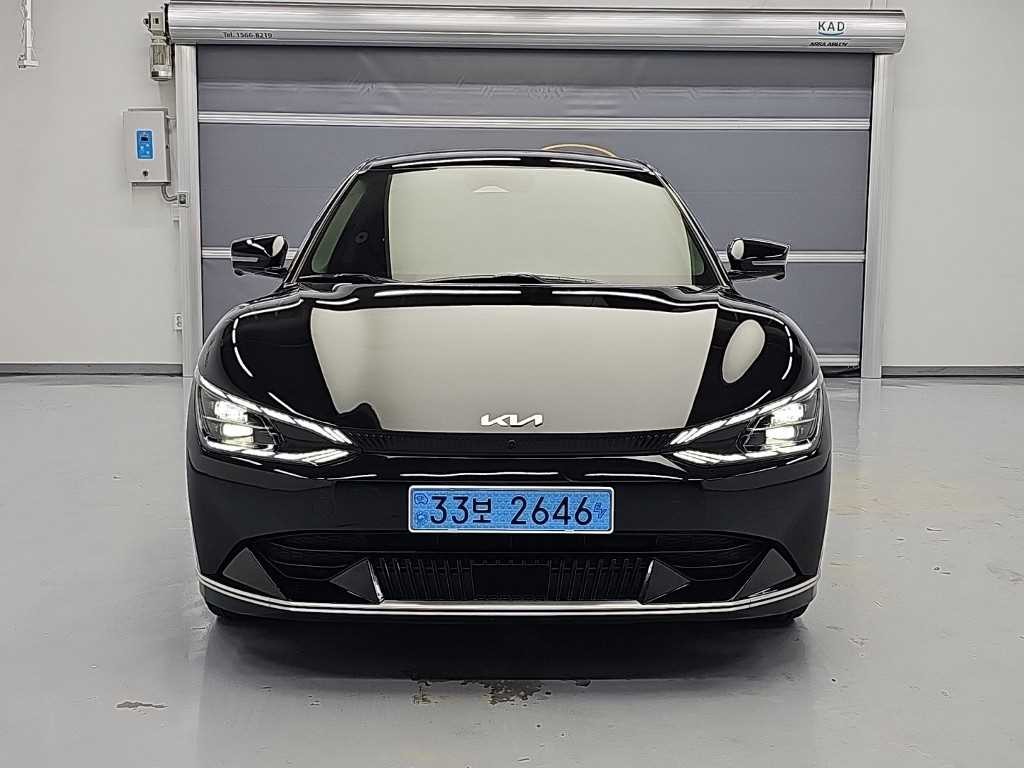 기아 EV6 롱레인지 AWD 어스 이미지 2