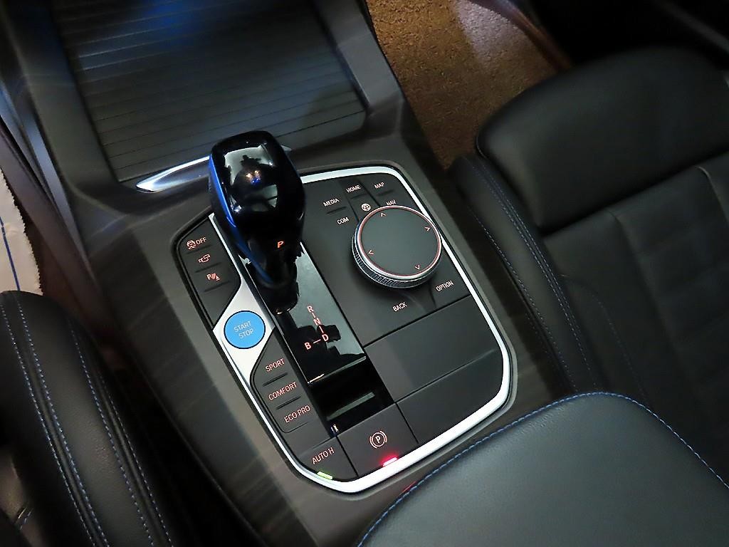 BMW iX3 iX3 (G08) M 스포츠 이미지 12