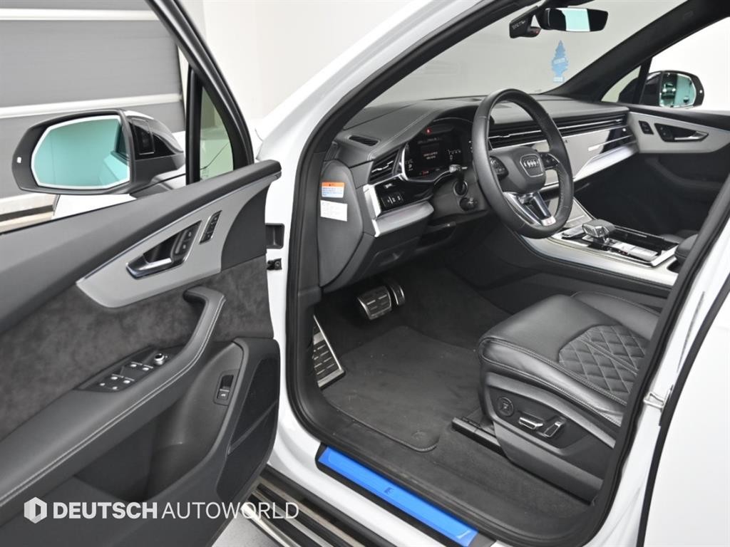 아우디 Q7 Q7 (4M) 55 TFSI 콰트로 프리미엄 이미지 31
