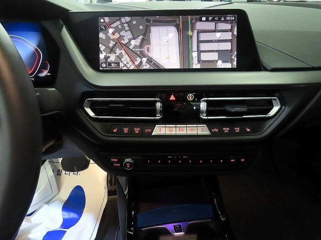 BMW 2시리즈 2시리즈 그란쿠페 (F44) 220i M 스포츠 이미지 11