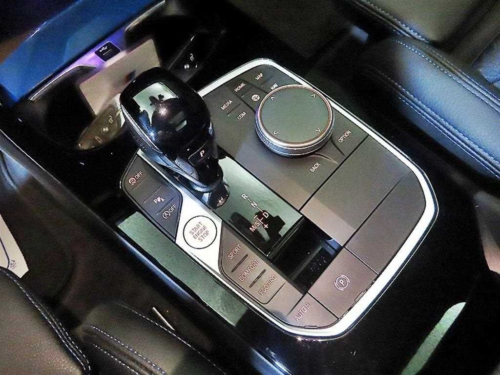 BMW 2시리즈 2시리즈 그란쿠페 (F44) 220i M 스포츠 이미지 12