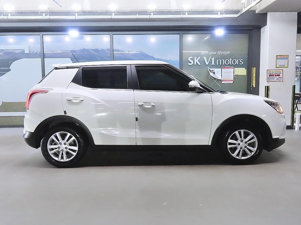 KG모빌리티(쌍용) 티볼리 가솔린 2WD 1.6 VX 이미지 3