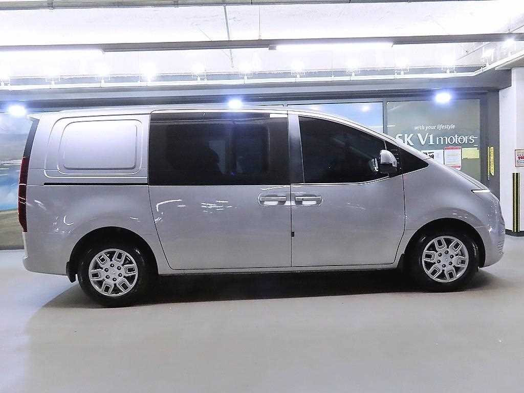 현대 스타리아 2WD 디젤 카고 모던 5인승 이미지 3
