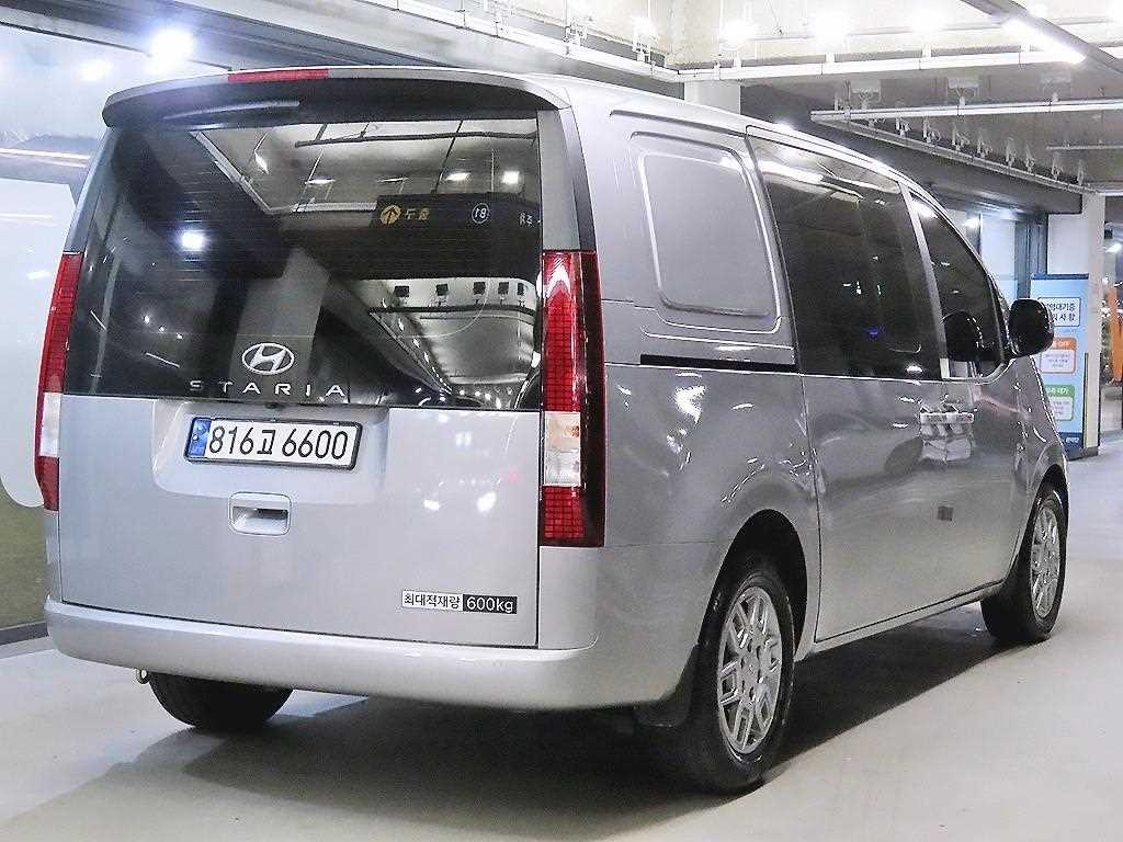 현대 스타리아 2WD 디젤 카고 모던 5인승 이미지 4