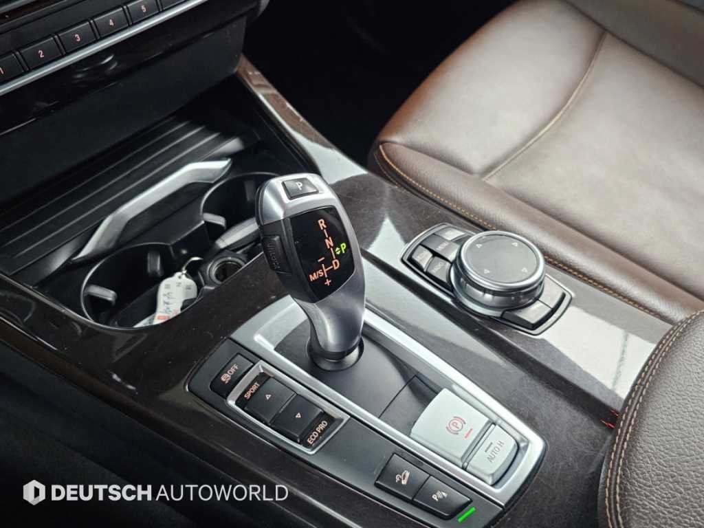 BMW X3 X3 (F25) xDrive 20d xLine 이미지 9