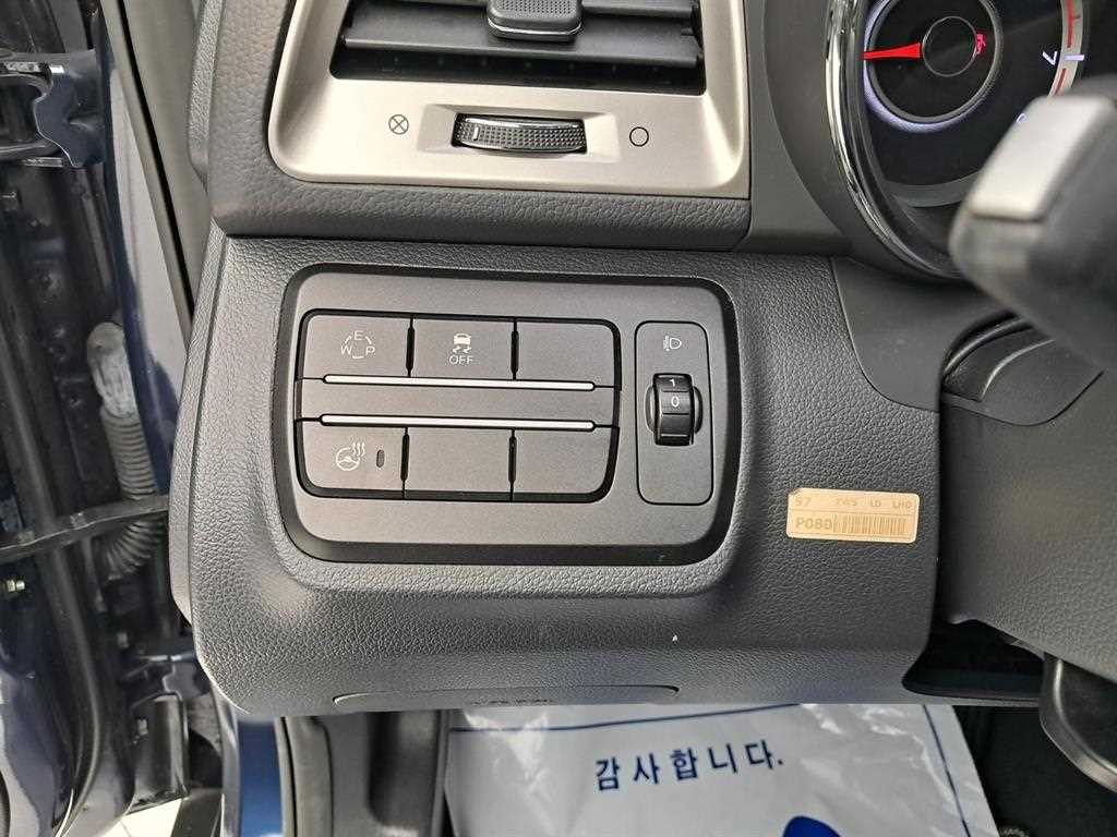 KG모빌리티(쌍용) 티볼리 가솔린 2WD 1.6 LX 이미지 13