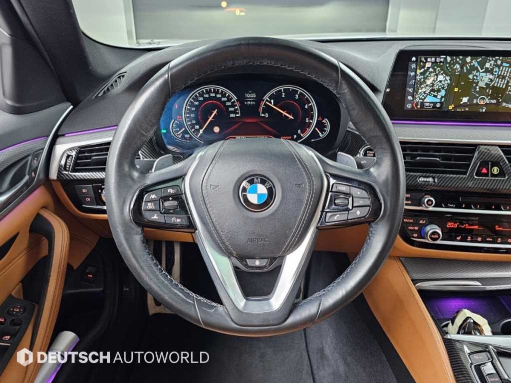 BMW 5시리즈 5시리즈 (G30) 520d M 스포츠 이미지 13
