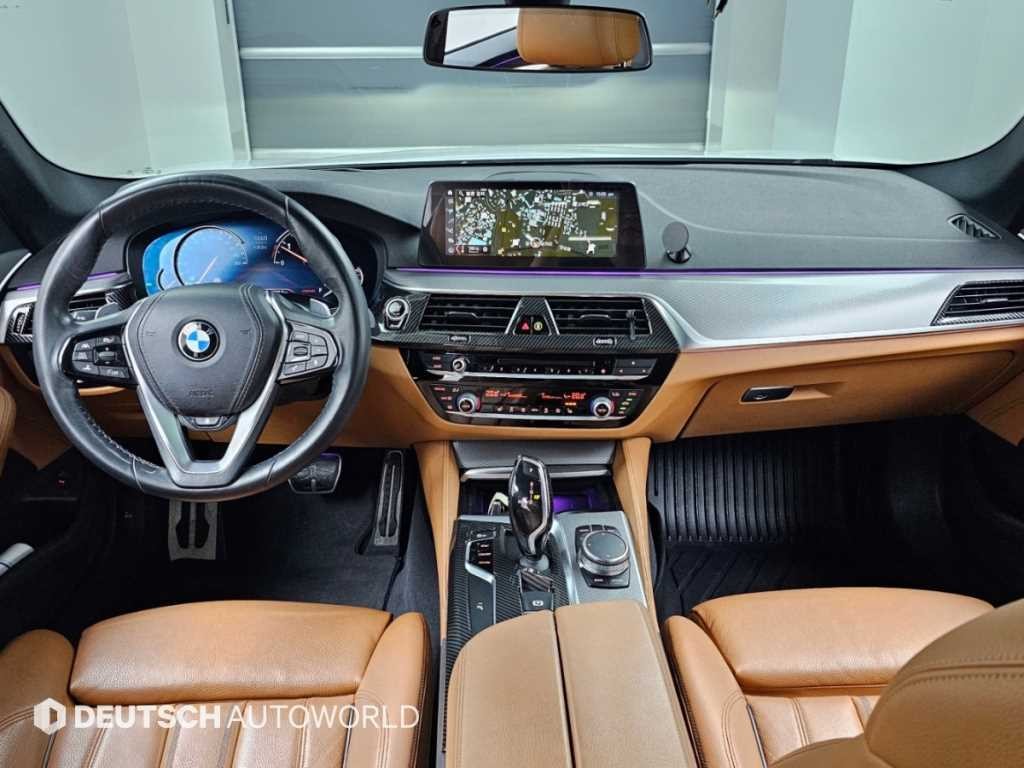 BMW 5시리즈 5시리즈 (G30) 520d M 스포츠 이미지 7