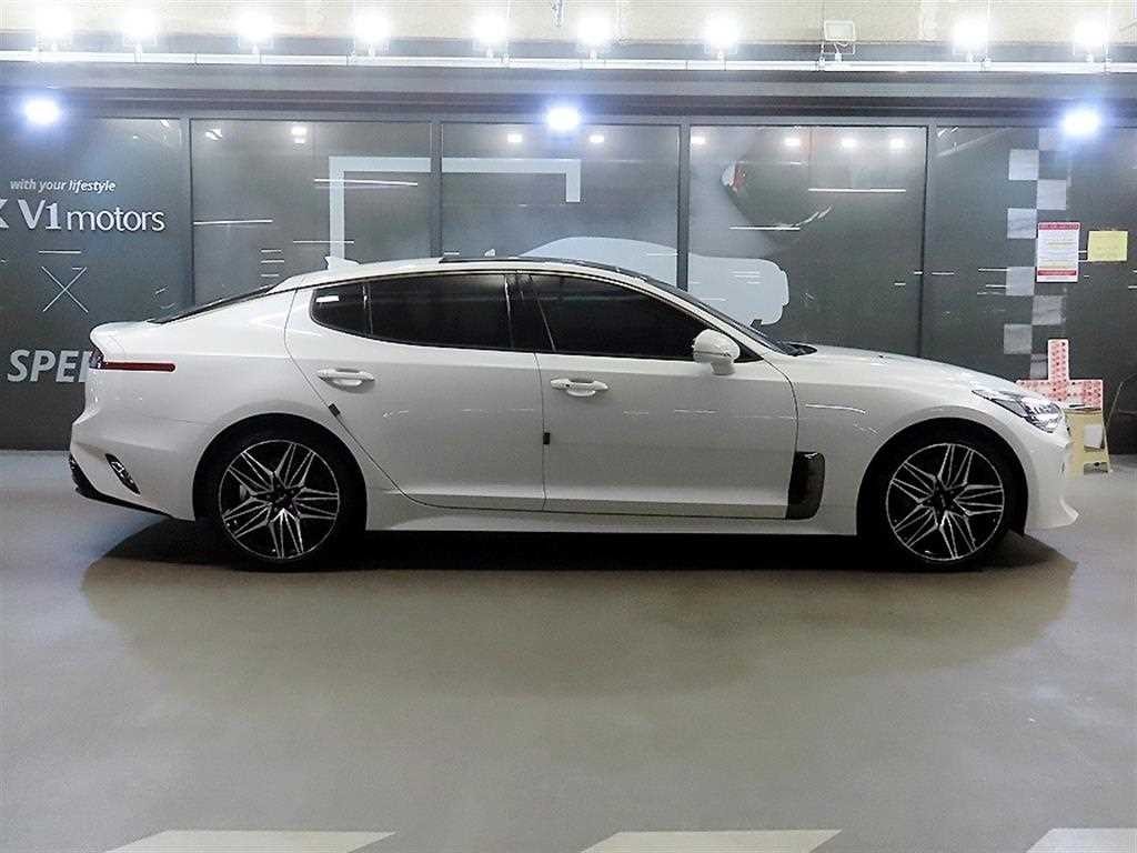 기아 스팅어 스팅어 마이스터 2WD 2.5 플래티넘 이미지 3
