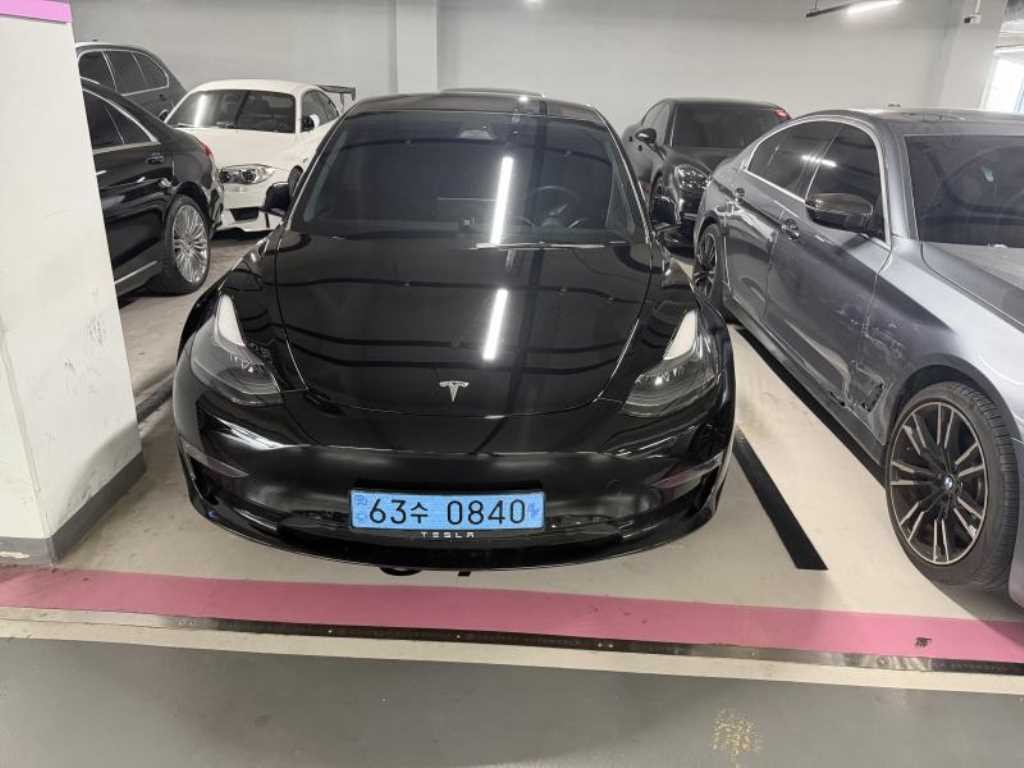 테슬라 모델 3 롱 레인지 이미지 6