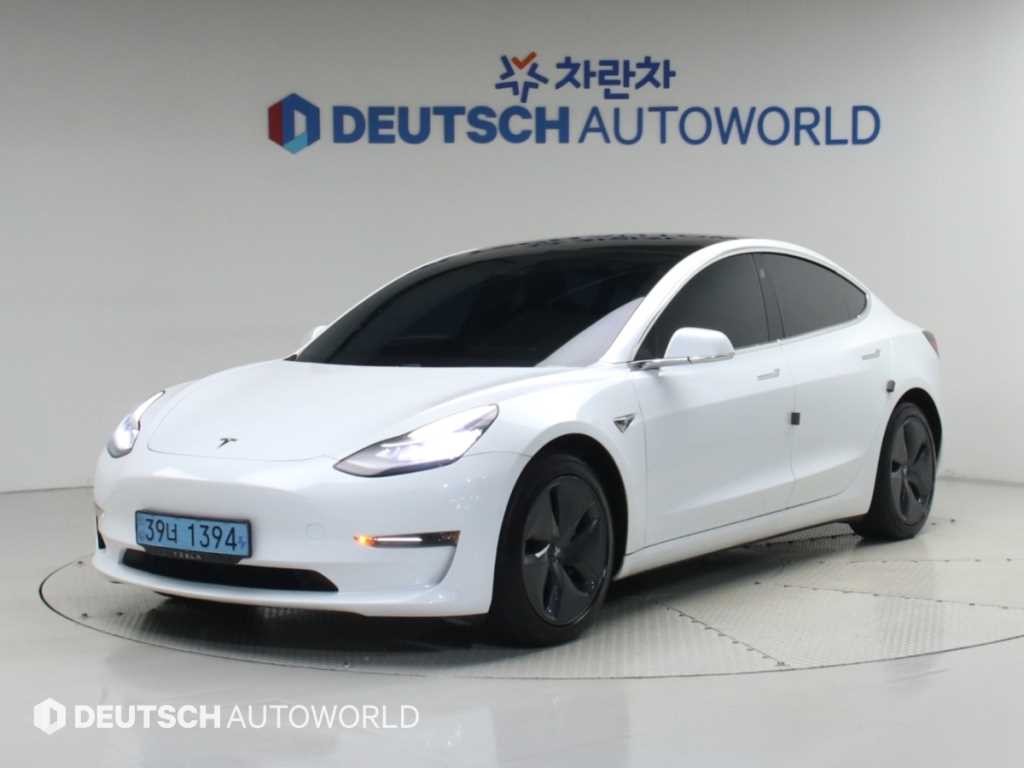 테슬라 모델 3 롱 레인지 이미지 1