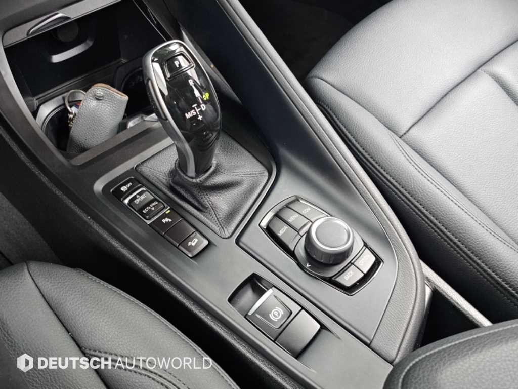 BMW X1 X1 (F48) xDrive 18d 프리미엄 이미지 9