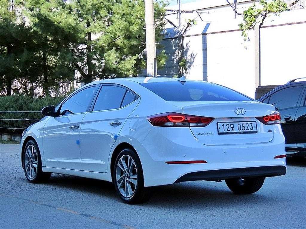 현대 아반떼 아반떼 AD 1.6 GDI 프리미엄 이미지 3