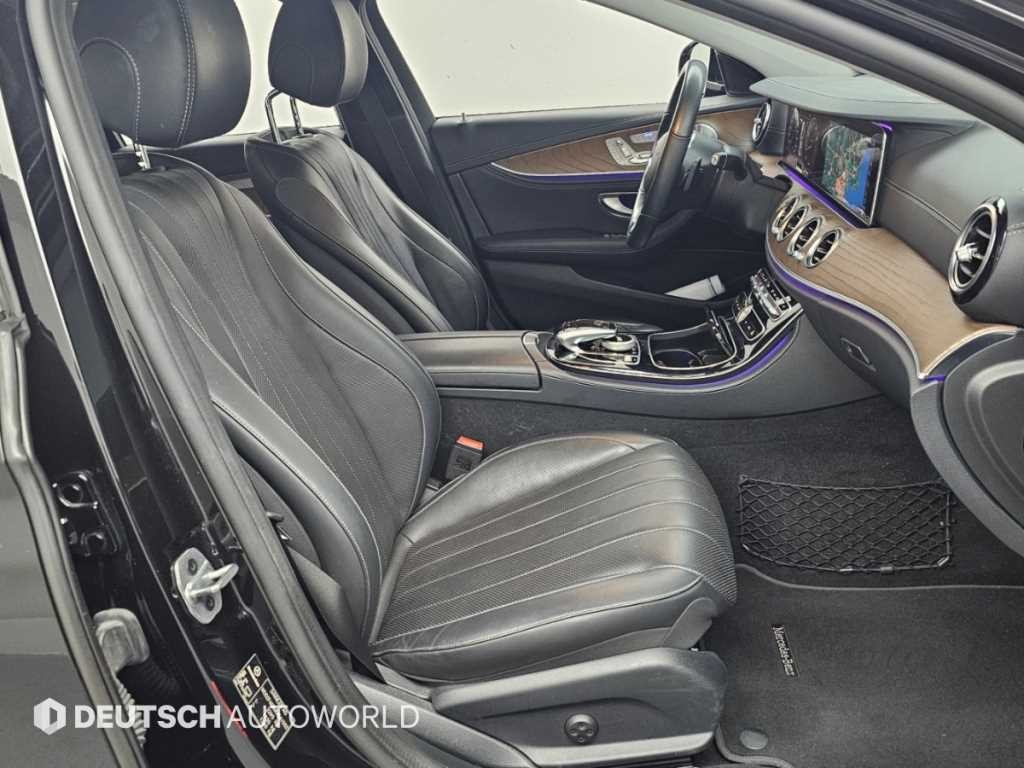 벤츠 E 클래스 E-클래스 W213 E300 4MATIC 익스클루시브 이미지 10