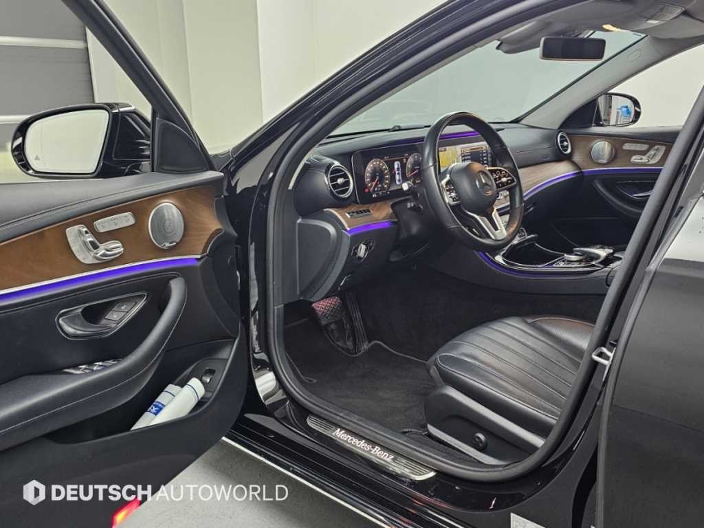 벤츠 E 클래스 E-클래스 W213 E300 4MATIC 익스클루시브 이미지 11
