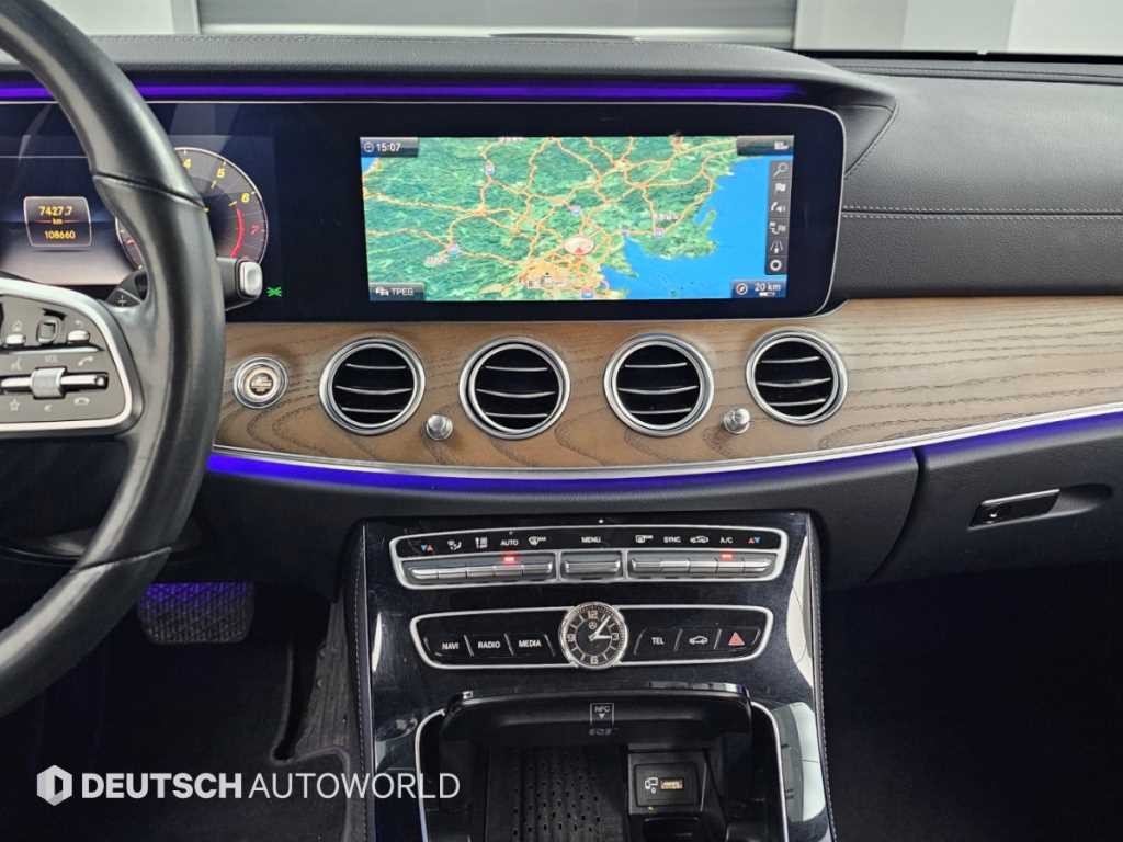 벤츠 E 클래스 E-클래스 W213 E300 4MATIC 익스클루시브 이미지 14