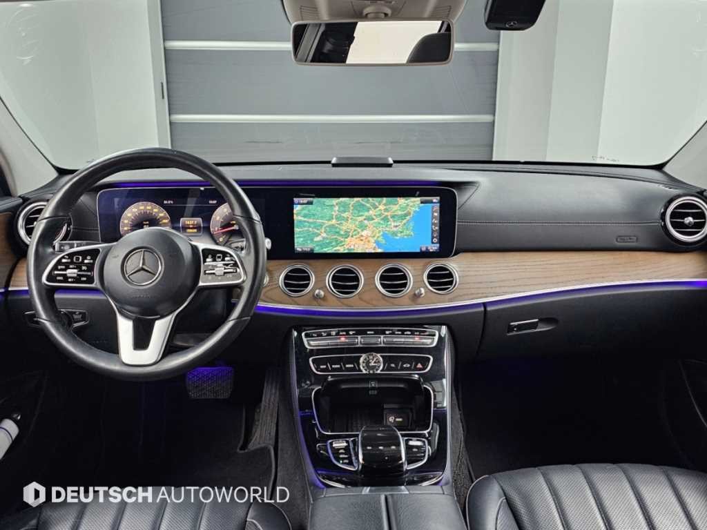 벤츠 E 클래스 E-클래스 W213 E300 4MATIC 익스클루시브 이미지 7