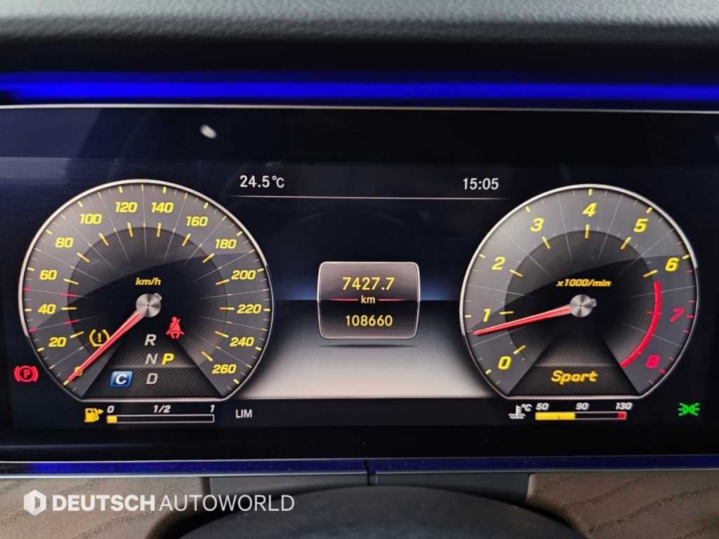 벤츠 E 클래스 E-클래스 W213 E300 4MATIC 익스클루시브 이미지 8