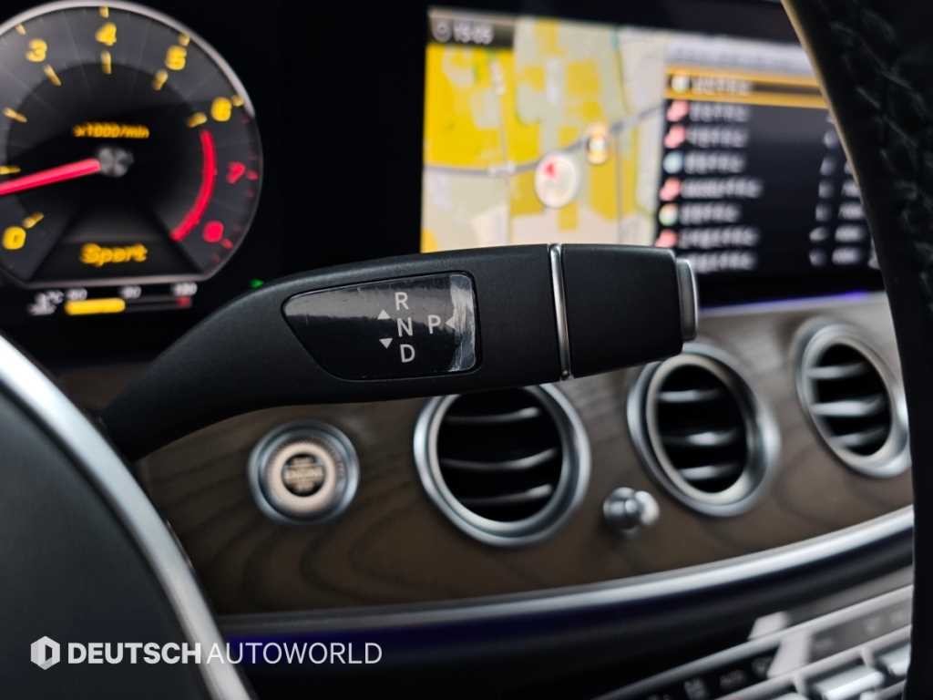 벤츠 E 클래스 E-클래스 W213 E300 4MATIC 익스클루시브 이미지 9