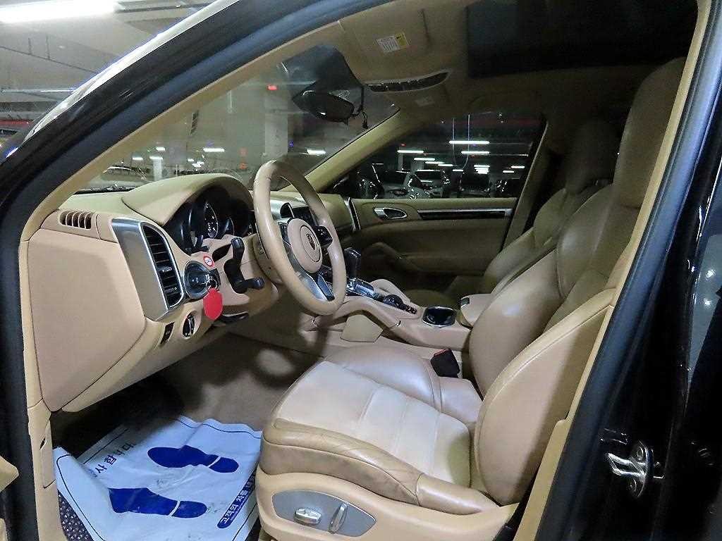 포르쉐 카이엔 뉴 카이엔 3.0 디젤 이미지 6