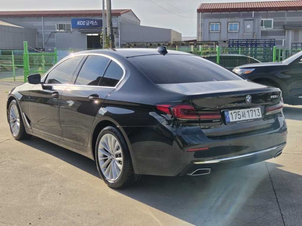 BMW 5시리즈 5시리즈 (G30) 523d 럭셔리 이미지 3