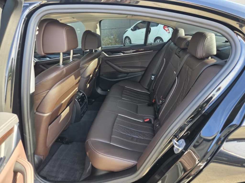 BMW 5시리즈 5시리즈 (G30) 523d 럭셔리 이미지 6