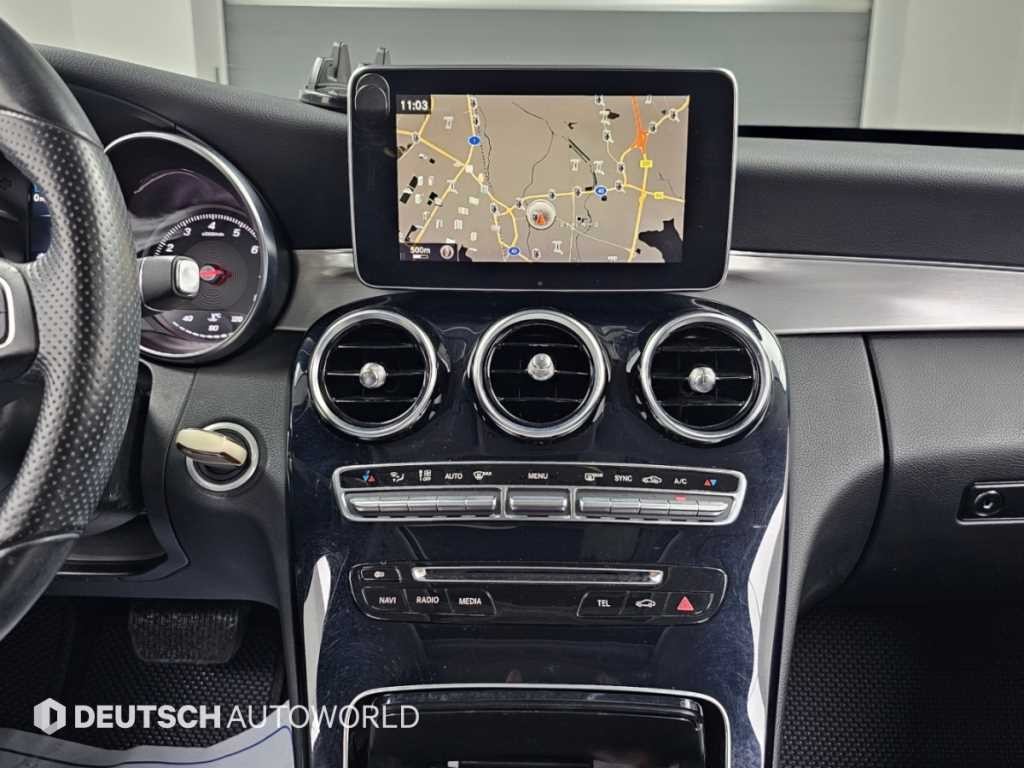벤츠 C 클래스 C클래스 W205 C200 이미지 14