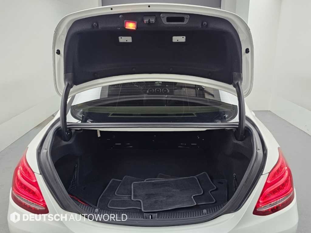 벤츠 C 클래스 C클래스 W205 C200 이미지 19