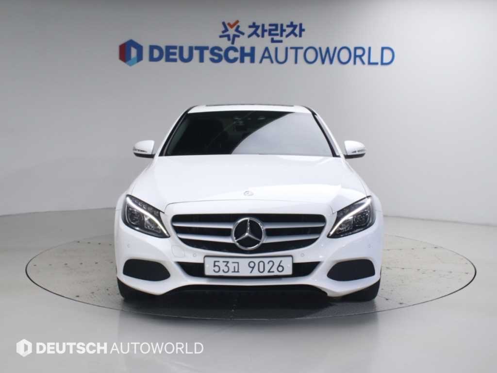벤츠 C 클래스 C클래스 W205 C200 이미지 3