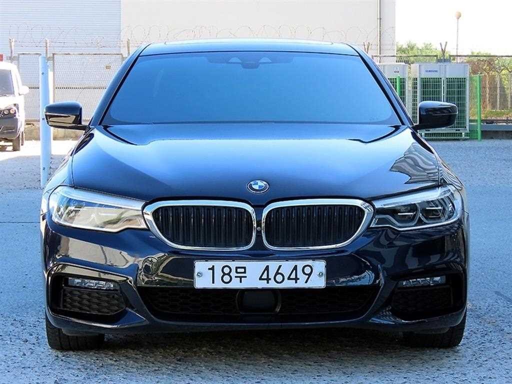 BMW 5시리즈 5시리즈 (G30) 530i xDrive M 스포츠 플러스 이미지 1