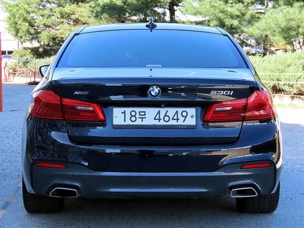 BMW 5시리즈 5시리즈 (G30) 530i xDrive M 스포츠 플러스 이미지 4