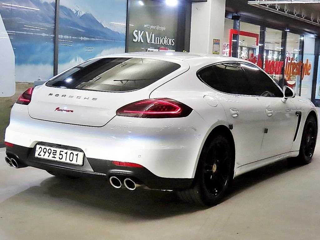 포르쉐 파나메라 3.6 AWD 이미지 4