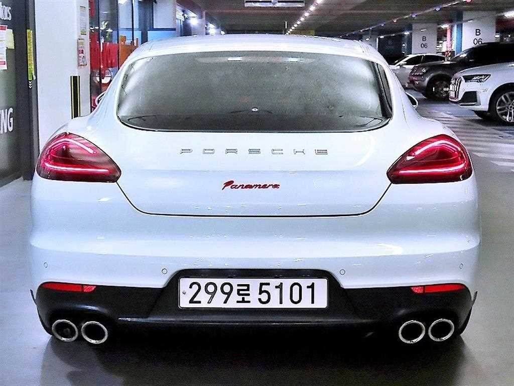 포르쉐 파나메라 3.6 AWD 이미지 5