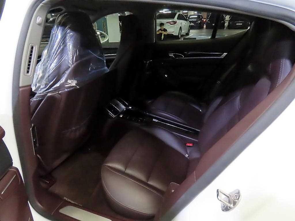포르쉐 파나메라 3.6 AWD 이미지 7