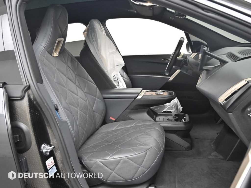 BMW iX xDrive 50 스포츠 플러스 이미지 10