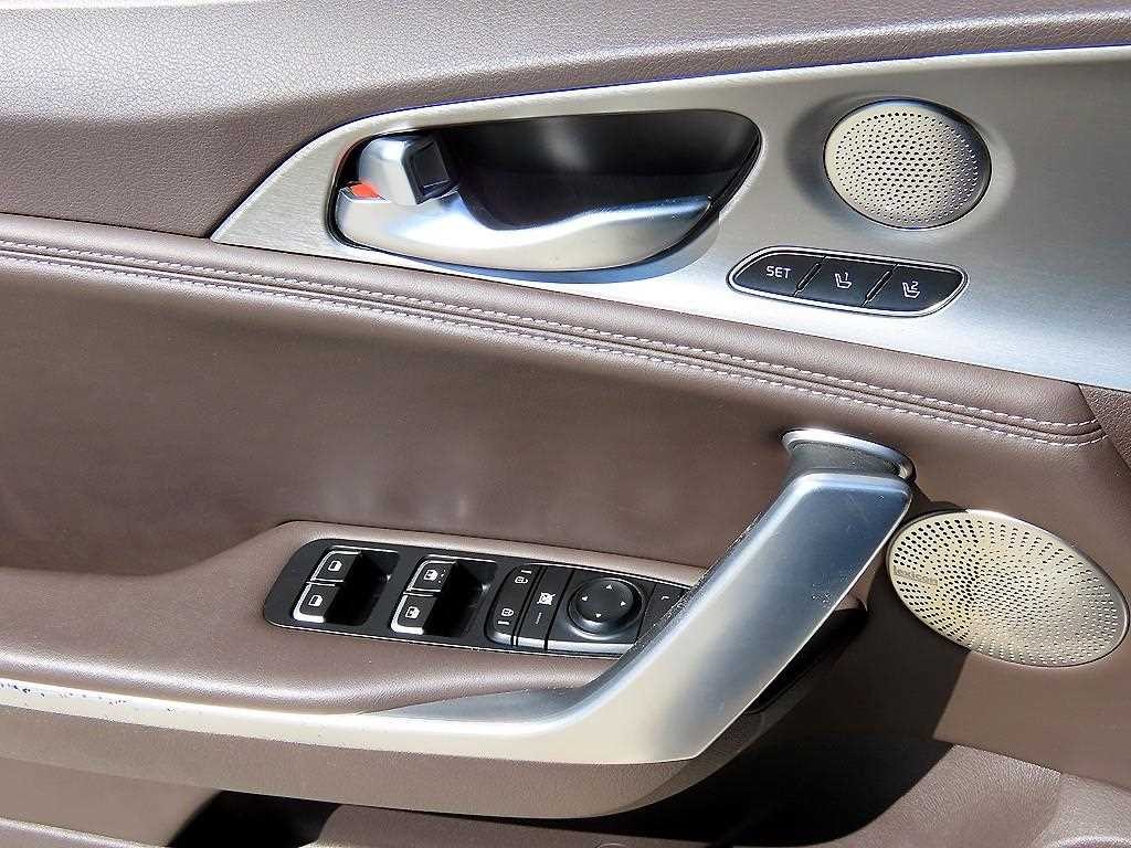 기아 스팅어 가솔린 2.0 터보 2WD 드림에디션 이미지 12