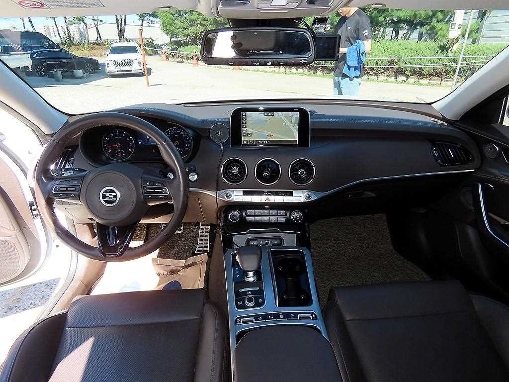 기아 스팅어 가솔린 2.0 터보 2WD 드림에디션 이미지 7