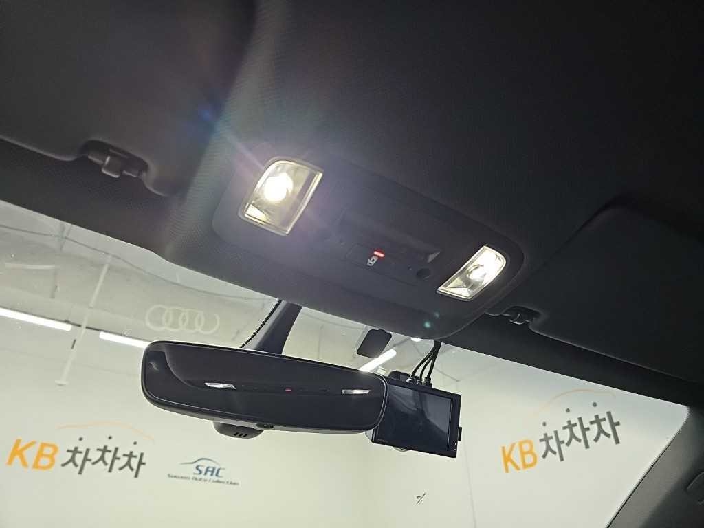 아우디 TT TT (8S) 쿠페 45 TFSI 콰트로 이미지 15